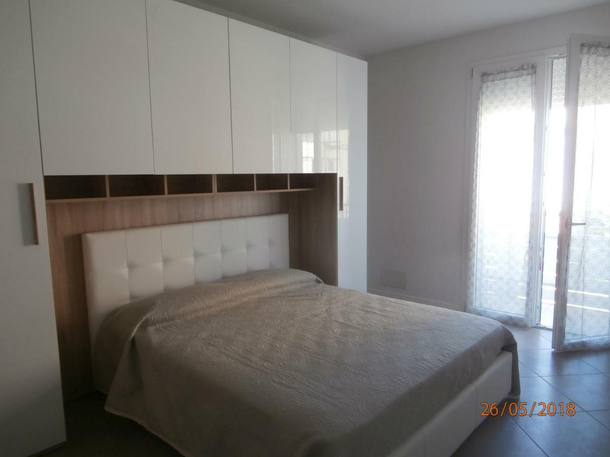 Nuovo Bilocale In Via Lagomaggio, 31 Rimini Extérieur photo